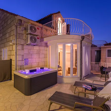 Tatil Evi Holiday Charlie *